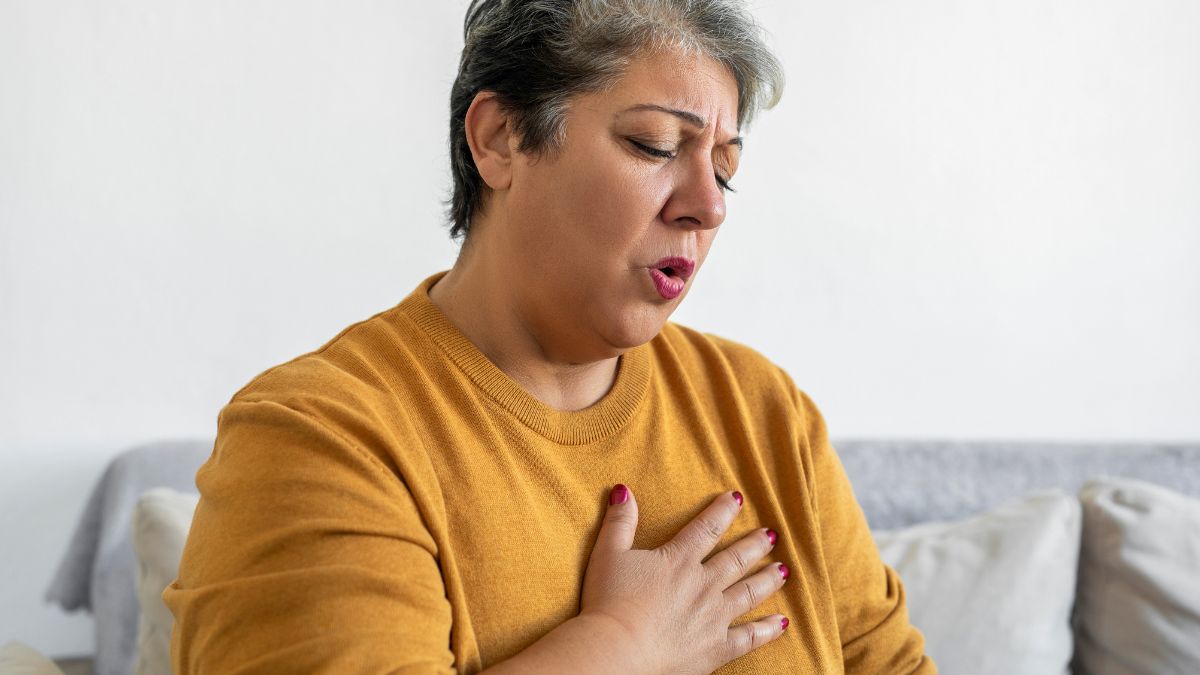 woman having chest pain wondering how to test yourself for COPD