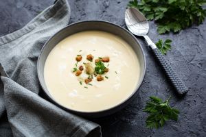 How to Make Dolly Parton’s Iconic Stampede Soup Recipe | Woman's World