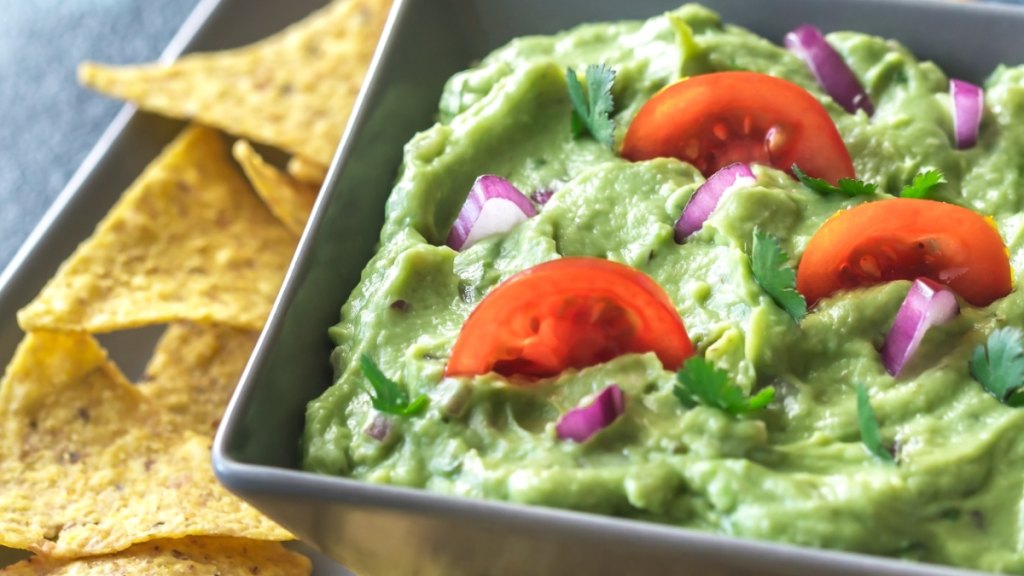 Guacamole and chips