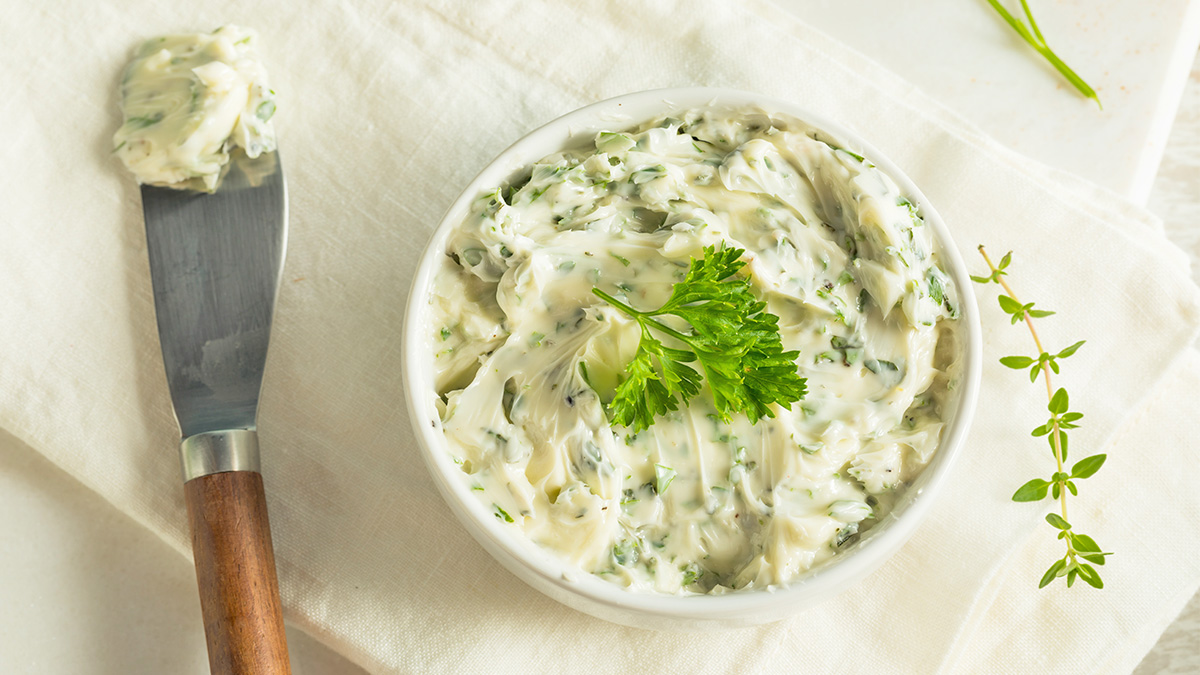 Whipped Butter Recipe: Easy 5-Minute Flavorful Condiment - Vimarsana News