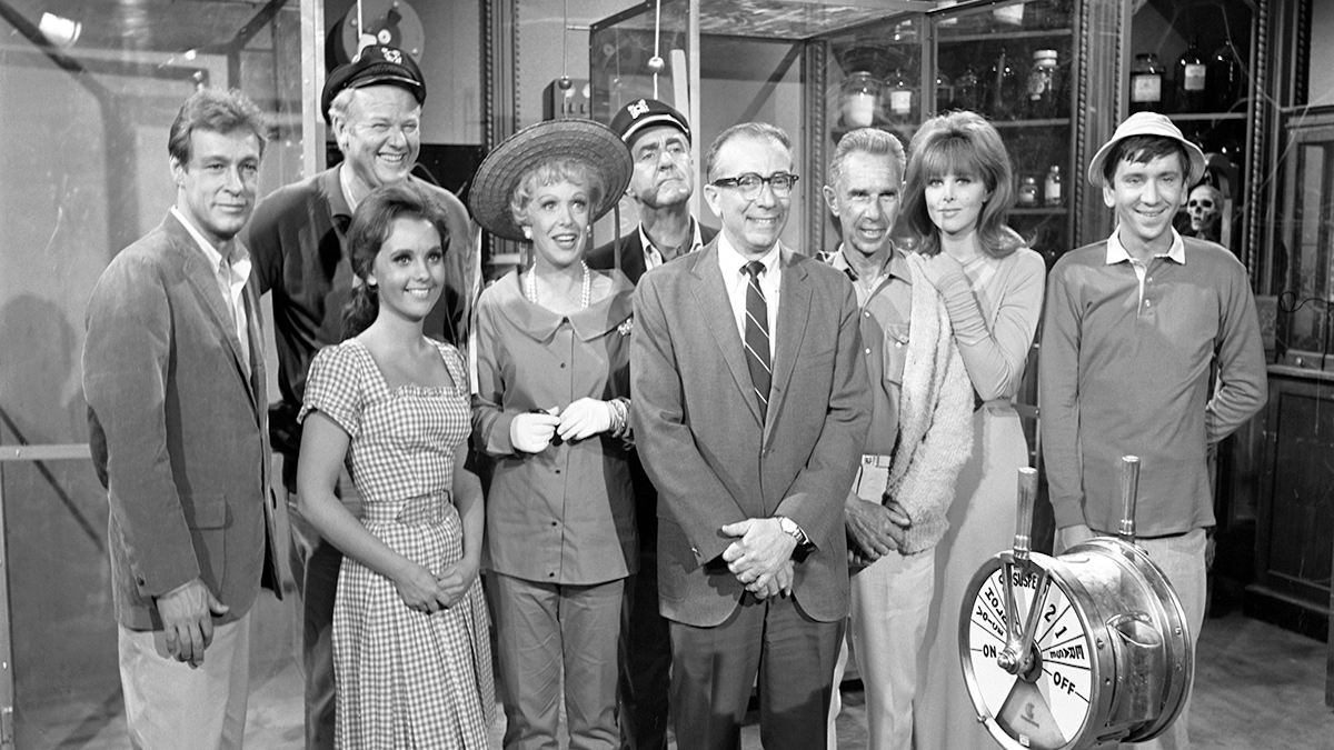 Sherwood Schwartz with the cast of Gilligan's Island