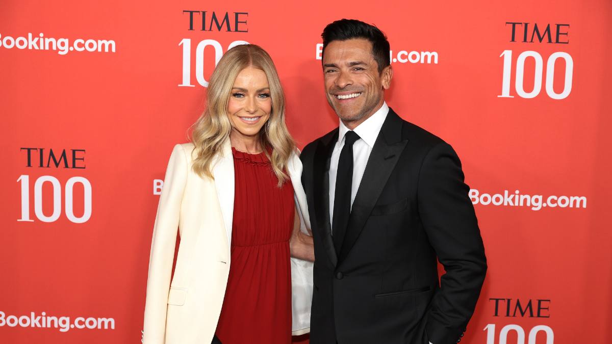 Kelly Ripa and Mark Consuelos