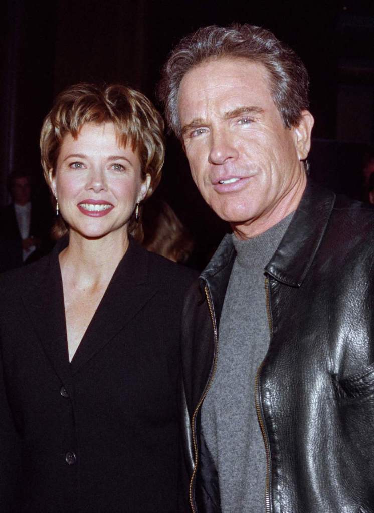 Annette Bening and Warren Beatty at the premiere of 'Love Affair' 1994