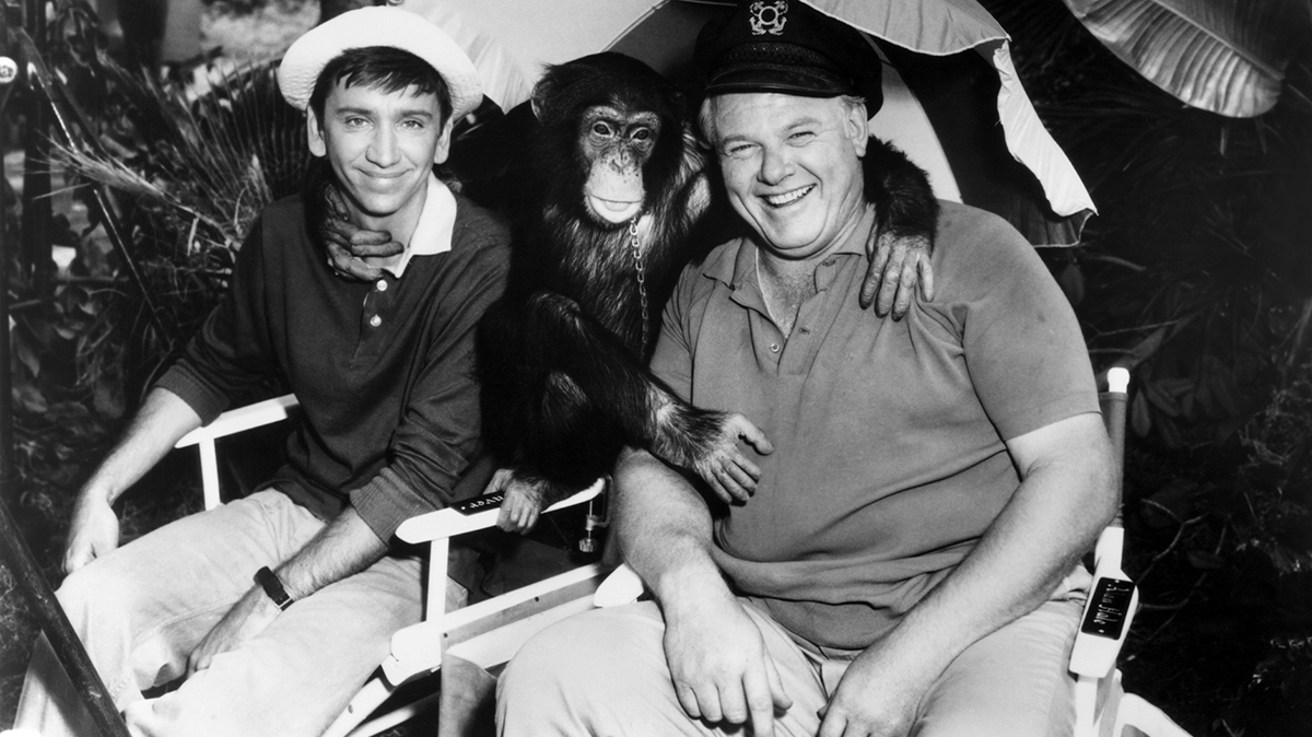 GILLIGAN'S ISLAND, (from left): Bob Denver, Alan Hale Jr. on-set, 1964-67