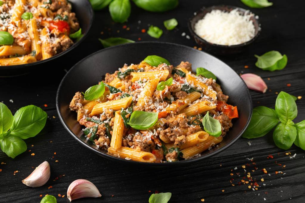 Tuscan chicken pasaa