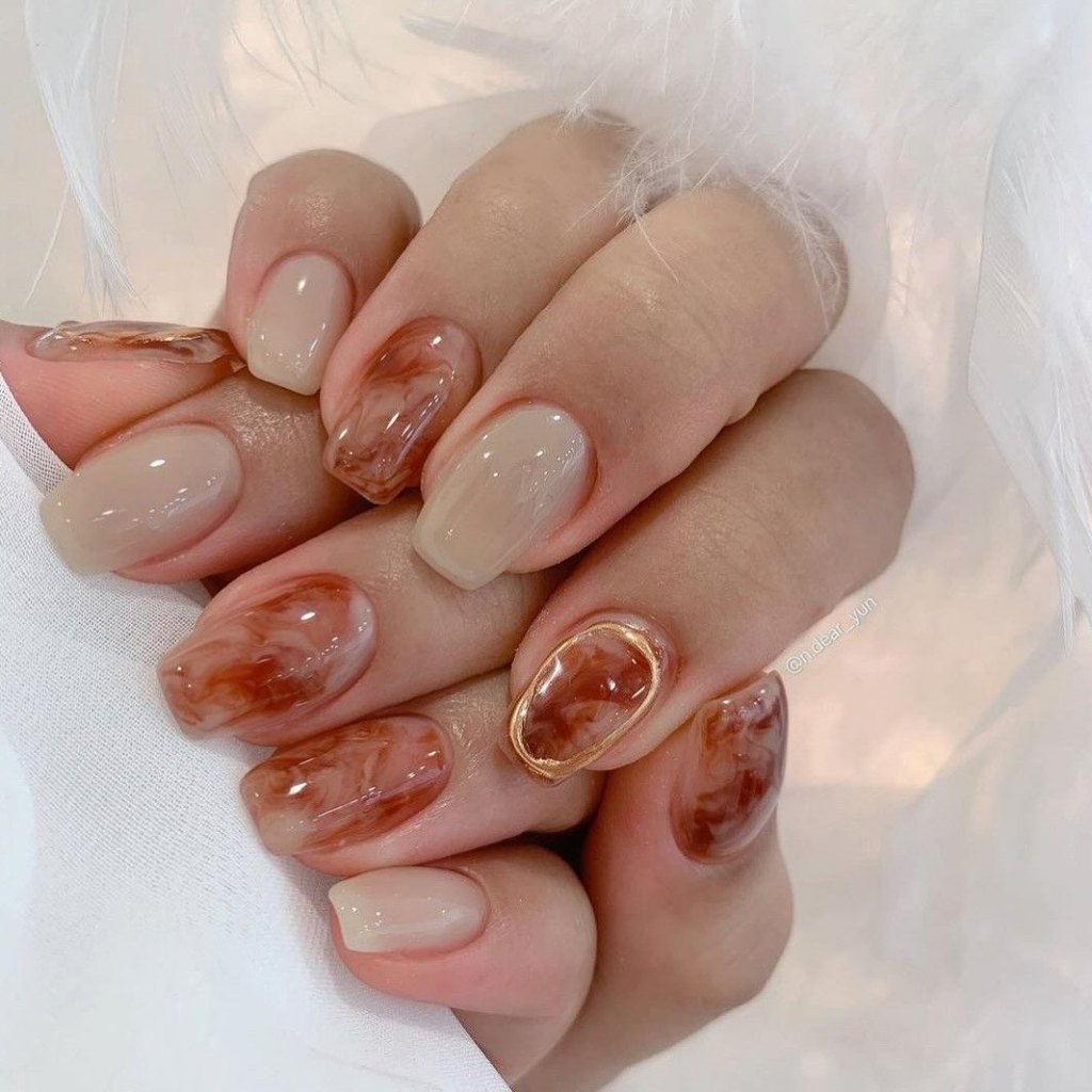 brown marble nails