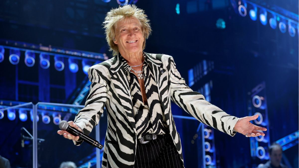 Rod Stewart performs onstage during the FIREAID Benefit Concert for California Fire Relief at Intuit Dome on January 30, 2025 in Inglewood, California