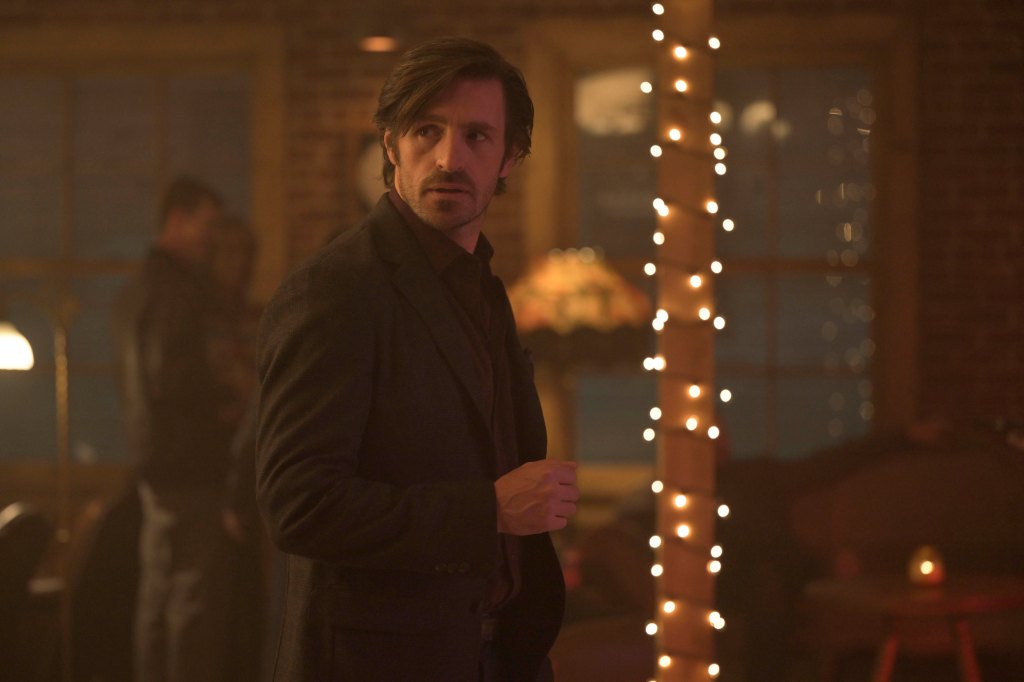 Eoin Macken as Davis, Ransom Canyon, 2025
