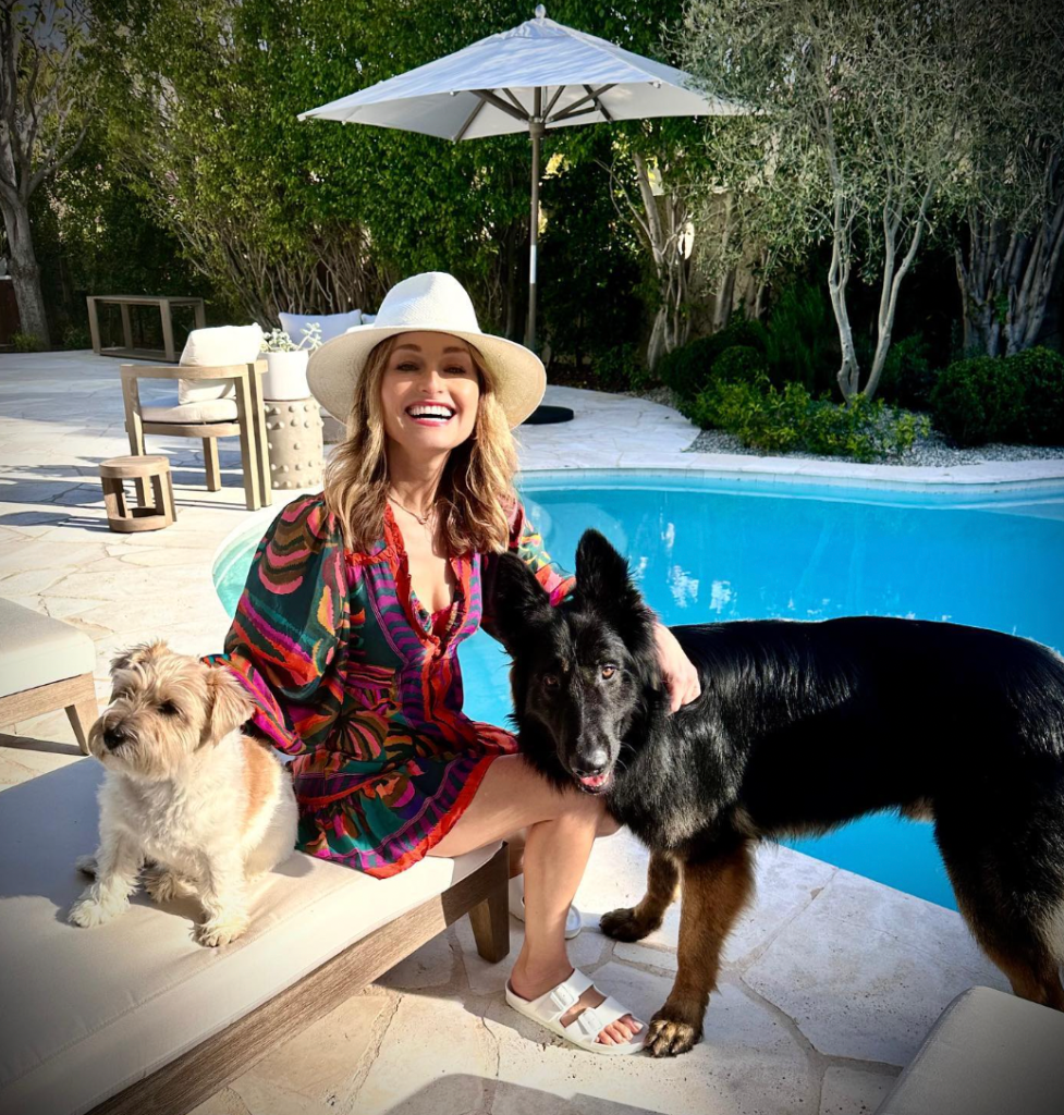 Giada De Laurentiis with her dogs in 2023