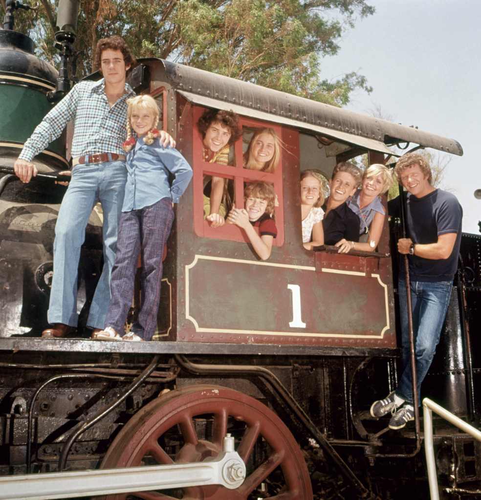 THE BRADY BUNCH, Barry Williams, Susan Olsen, Christopher Knight, Maureen McCormick, Mike Lookinland, Eve Plumb, Ann B. Davis, Florence Henderson, Robert Reed, 1969-74