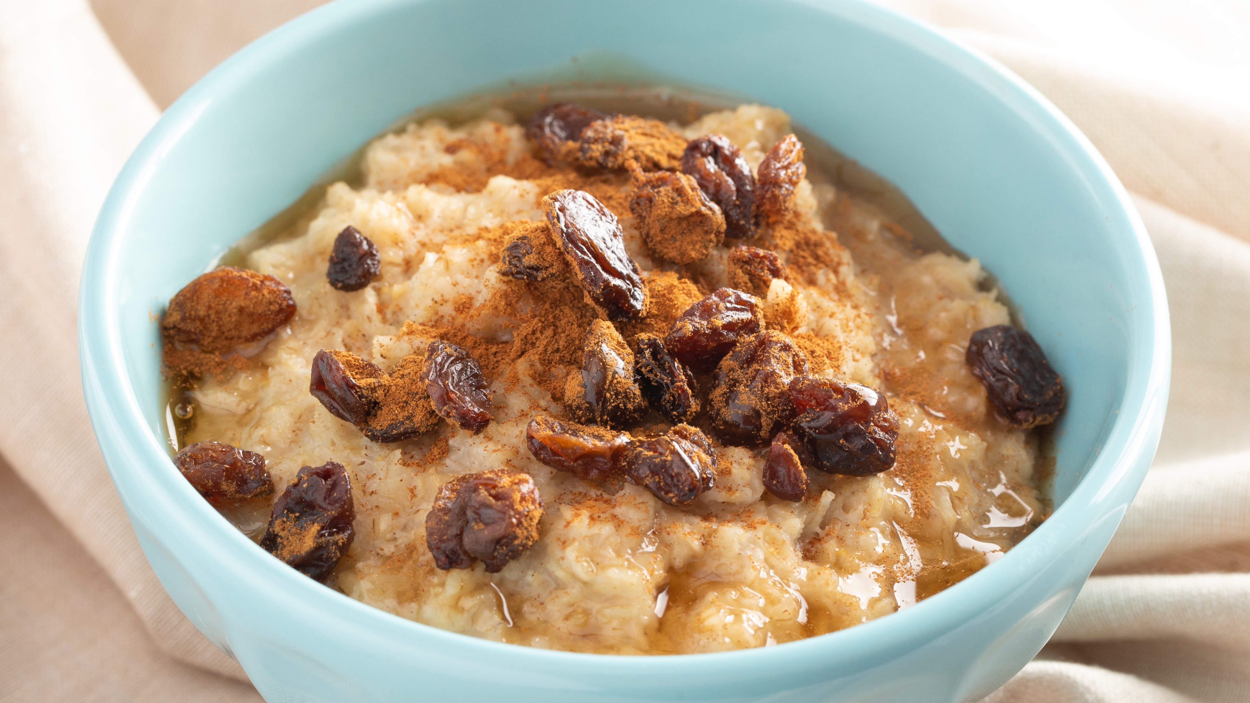 Maple syrup in oatmeal