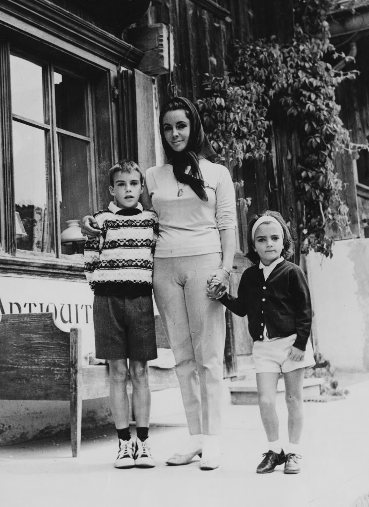 Elizabeth Taylor with her children, Christopher Wilding and Liza Todd, in Gstaad in 1962