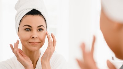How To Get Rid of Adult Acne, Plus Doctors Pinpoint Why Women Over 40 Deal with Breakouts