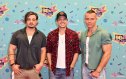DAYTONA BEACH, FLORIDA - SEPTEMBER 13: (L-R) Andrew Lawrence, Matthew Lawrence and Joey Lawrence attend the That's 4 Entertainment's 90s Con at Ocean Center on September 13, 2024 in Daytona Beach, Florida. (Photo by Gerardo Mora/Getty Images)