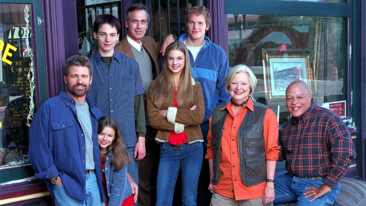 Treat Williams, Vivien Cardone, Gregory Smith, Tom Amandes, Emily Van Camp, Chris Pratt, Debra Mooney, John Beasley, Everwood, 2002
