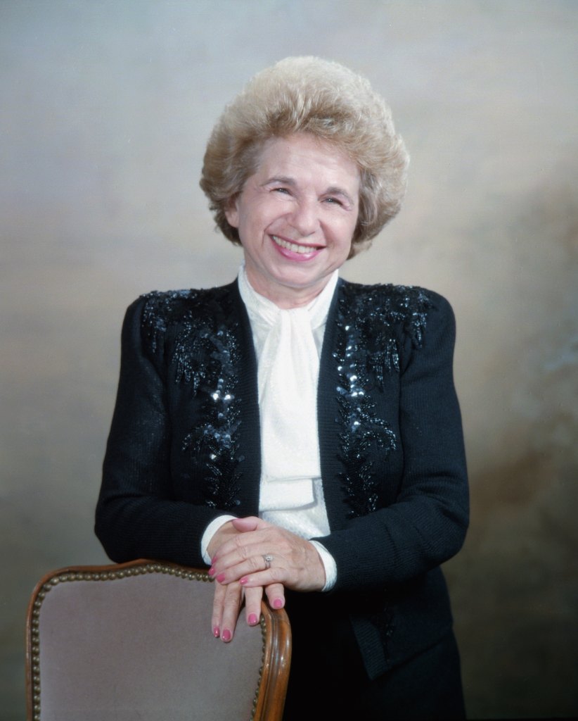 The sex therapist smiling in 1984