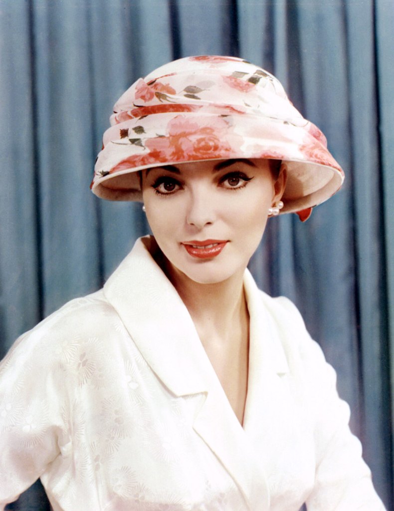 Joan Collins in a hat in the '50s