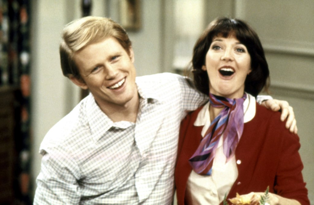HAPPY DAYS, from left: Ron Howard, Lynda Goodfriend