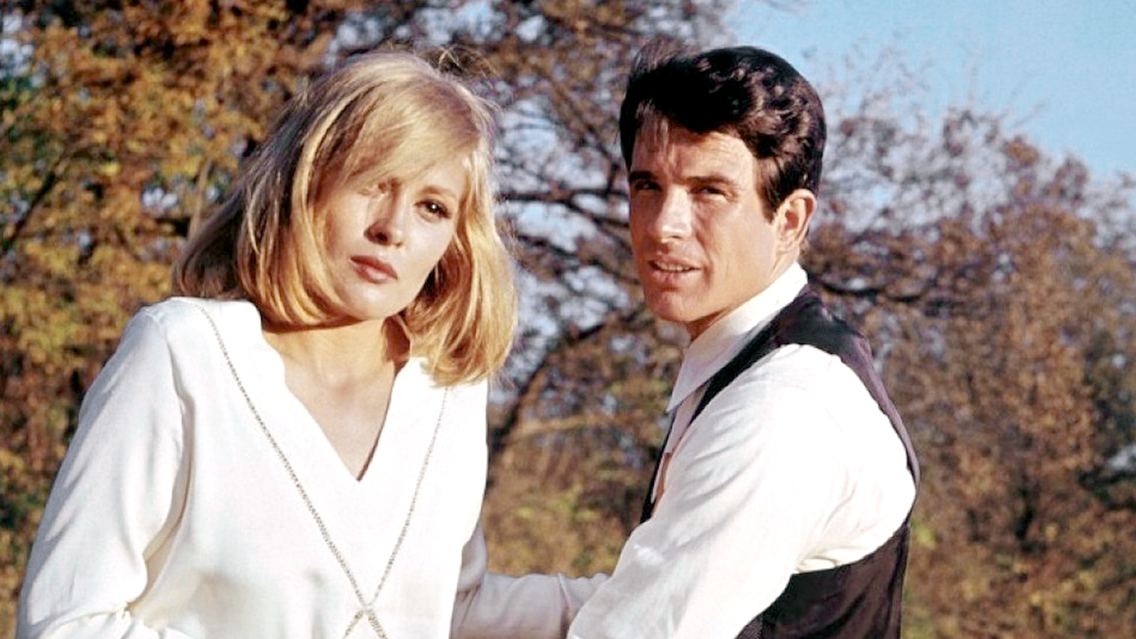 Faye Dunaway and Warren Beatty on the set of 'Bonnie and Clyde'