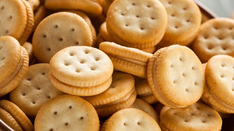 cropped-Ritz-Cracker-Recall