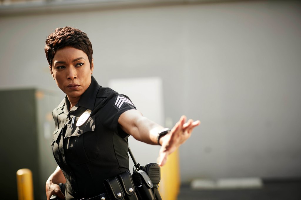 Angela Bassett in 9-1-1