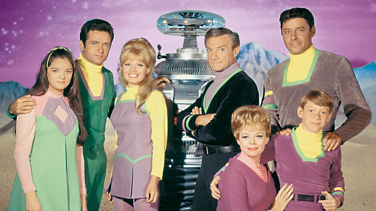 LOST IN SPACE, Angela Cartwright, Mark Goddard, Marta Kristen, The Robot, Jonathan Harris, June Lockhart, Guy Williams, Bill Mumy, Season 3. 1965-1968.