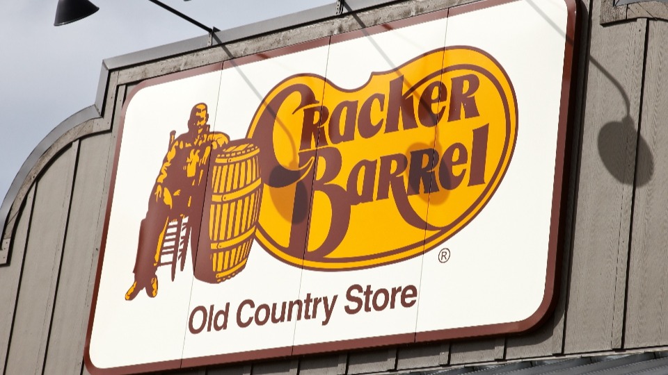 Cracker Barrel logo