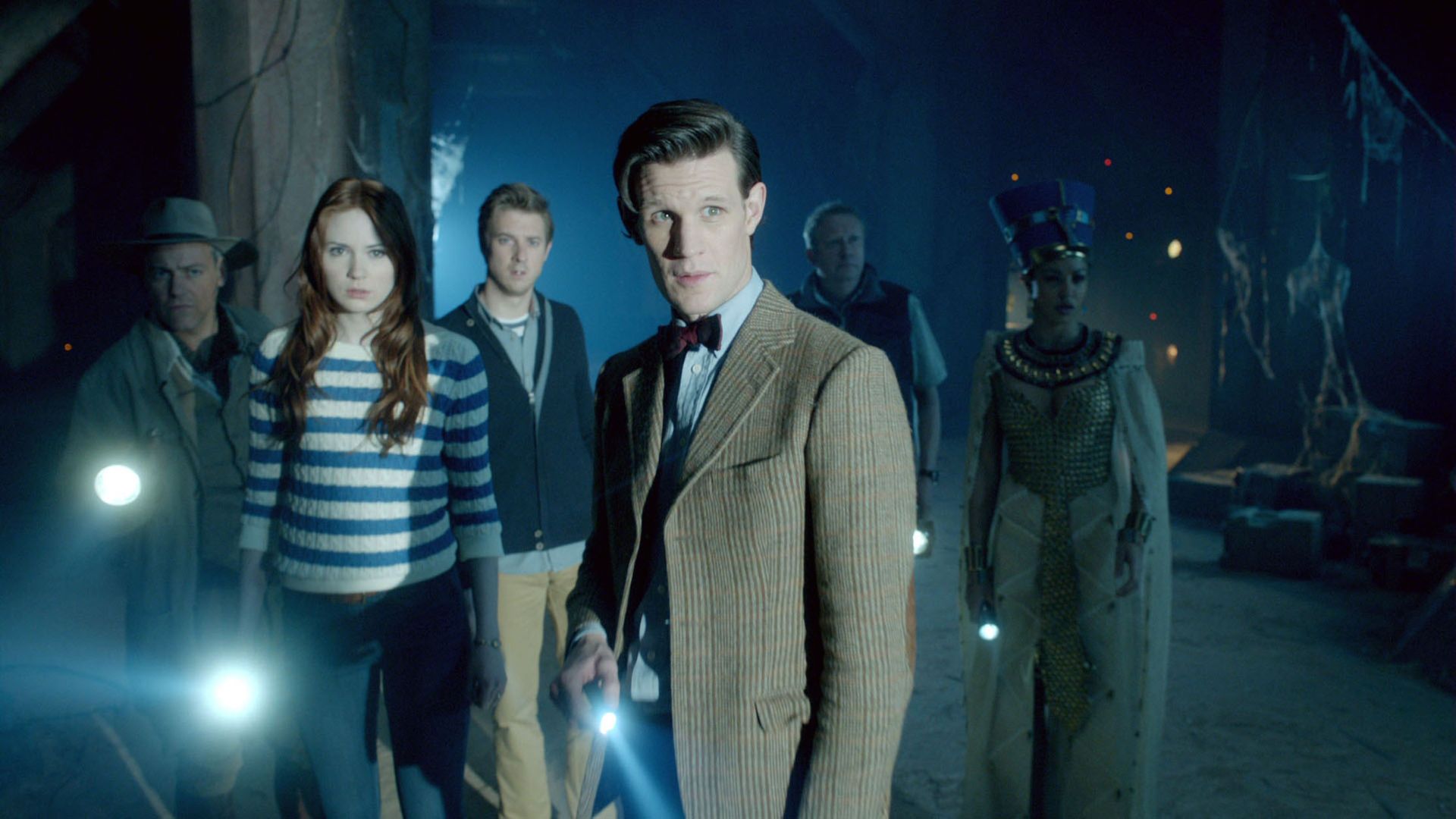 Karen Gillan, Arthur Darvil, Matt Smith in 'Doctor Who'