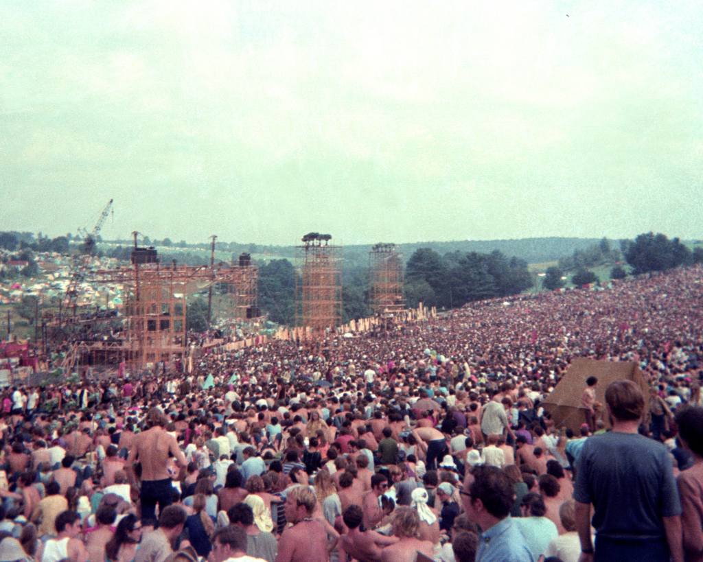 the crowd at woodstock festival