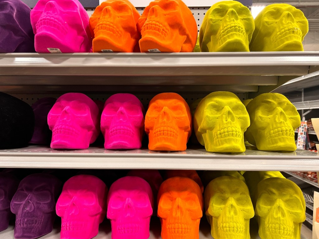 Flocked skulls