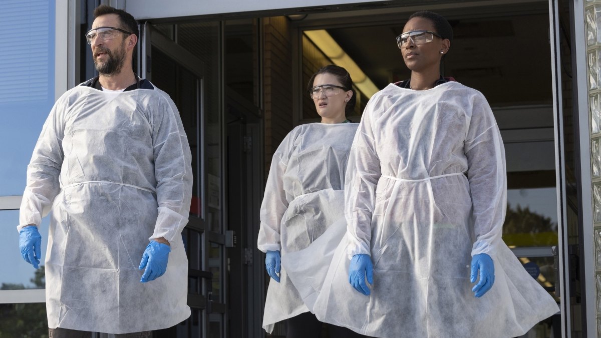 Er Tech Pitt Is 'The Pitt' a Spinoff of 'ER'? Legal Battle & Connections Explained ...
