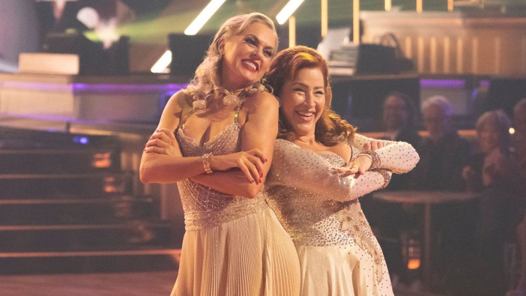 Elaine Hendrix lisa ann walter