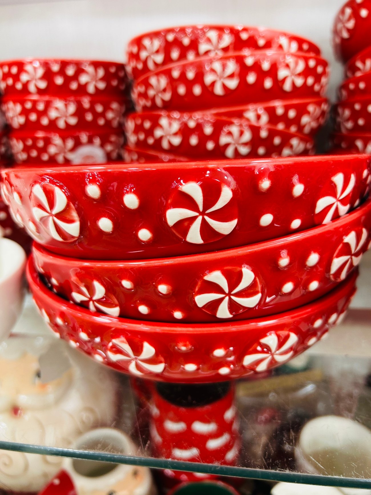 HomeGoods Unveils Christmas Decorations Under $20 for 2025 | Woman's World