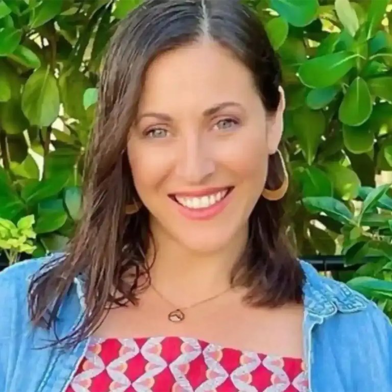 Kerri Louati, MS, RD, LDN, CDE