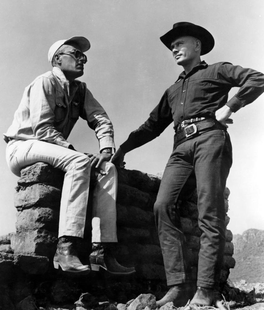 Director John Sturges with Yul Brynner on the set of MAGNIFICENT SEVEN, 1960
