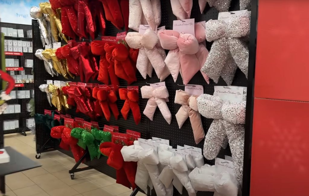 Plush bows