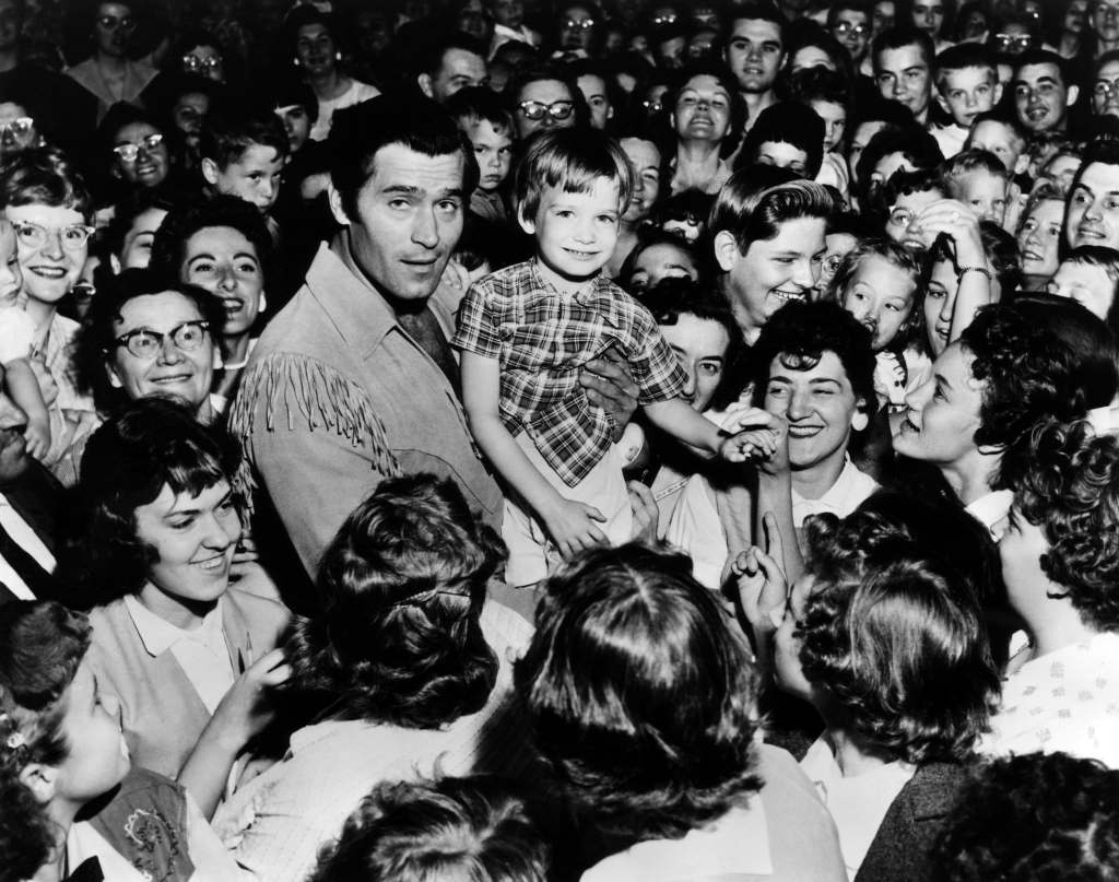 CHEYENNE, Clint Walker with fans at Hess Dept. Store in Allentown, PA (ca. 1960), 1955-63