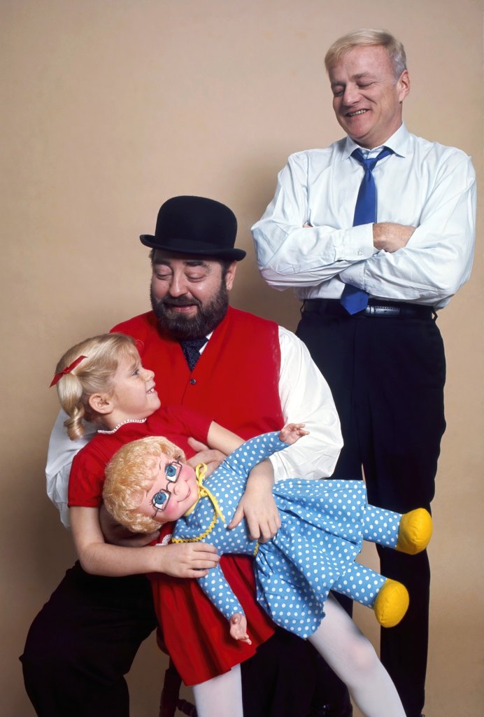 FAMILY AFFAIR, from left: Brian Keith, Anissa Jones, Sebastian Cabot, (1967) 1966-1971.