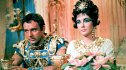 Elizabeth Taylor and Richard Burton in the film 'Cleopatra'