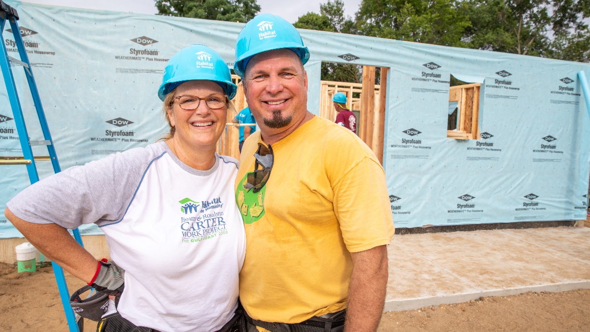 Garth Brooks and Trisha Yearwood volunteering for Habitat for Humanity in 2018