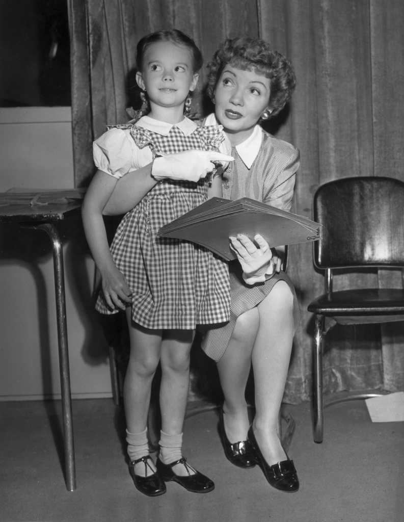 Claudette Colbert and Natalie Wood