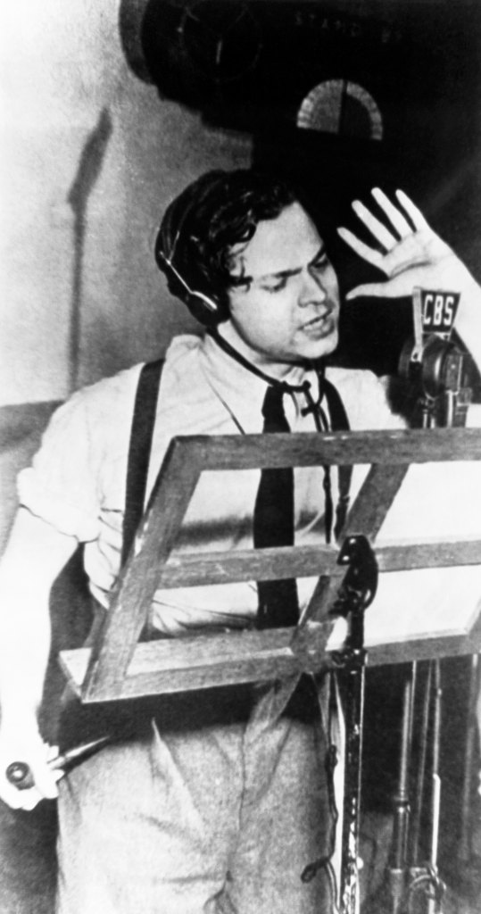 Orson Welles is seen rehearsing his radio depiction of H.G. Wells' classic, The War of the Worlds (1938)