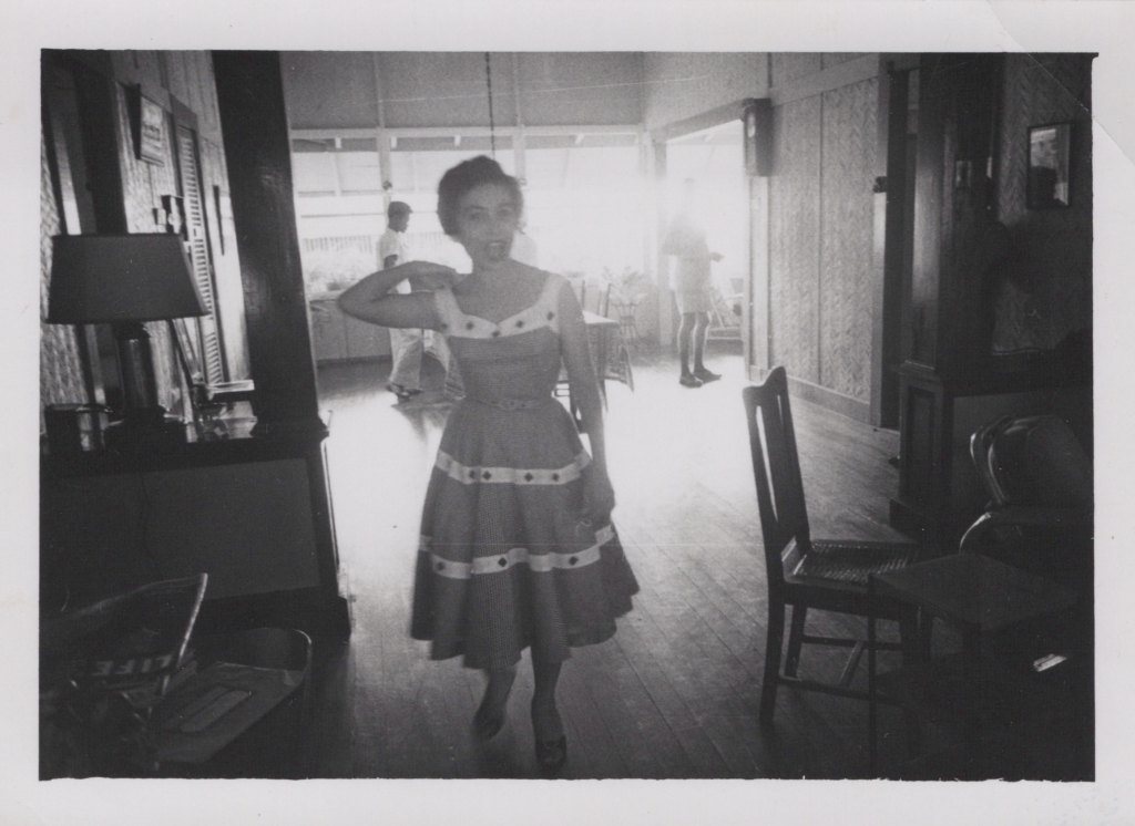 Angela's mom singing in Floridablanca after WWII