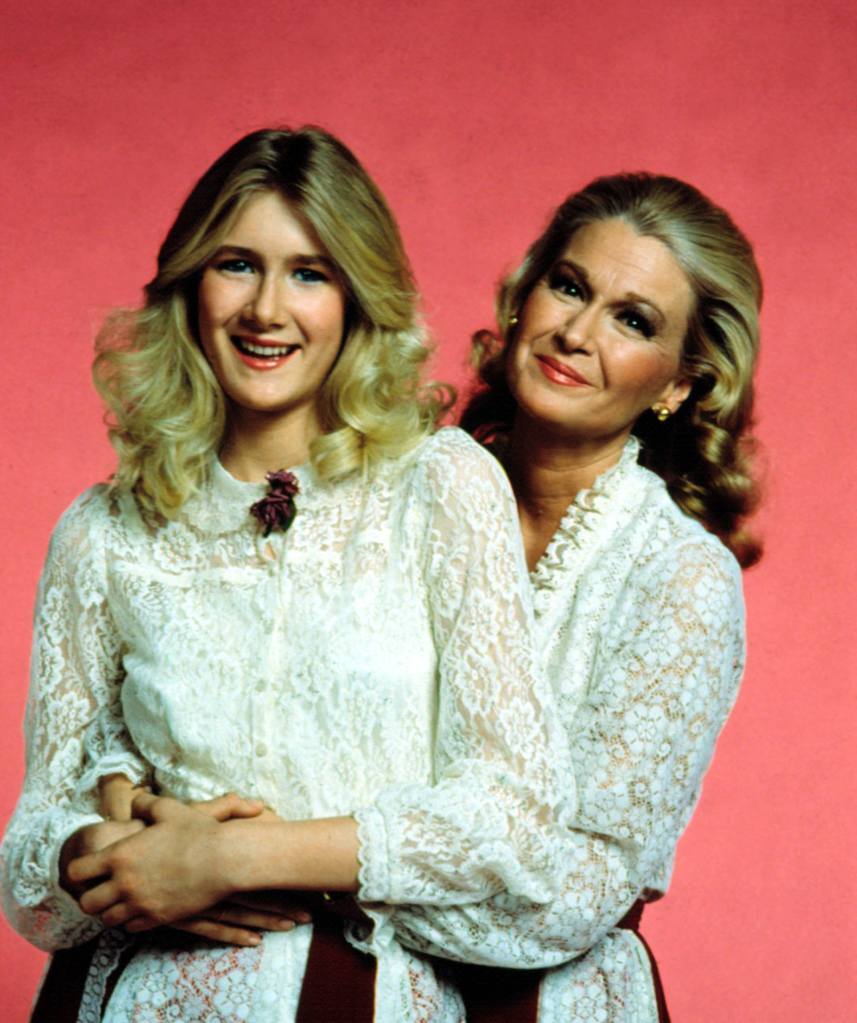 Diane Ladd and teenage Laura Dern