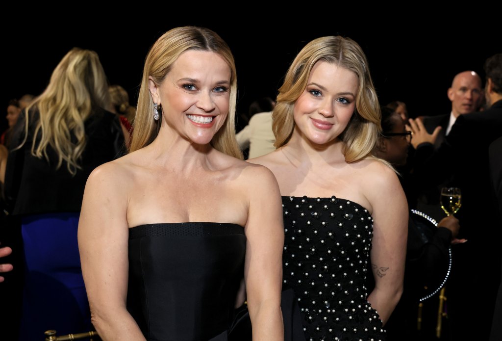 Reese Witherspoon and Ava Phillippe, 2024