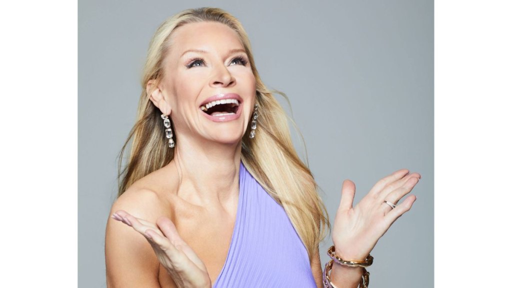 Jackie Siegel talks Queen of Versaille broadway - making a difference