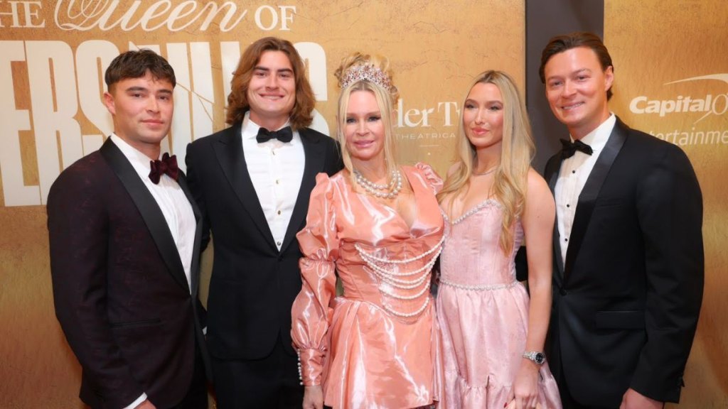 Queen of Versailles Jackie Siegel with kids on Broadway opening night - Rob Rich-Society Allure