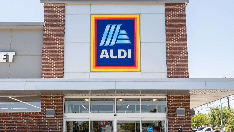 Aldi’s $5 Tins Are the Lenox Spice Village Dupe You’ll Love!