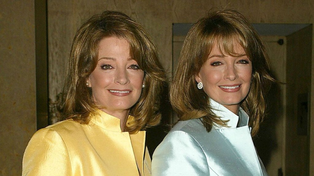 Deidre Hall with her twin sister, Andrea Hall, in 2004