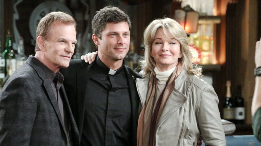 Vaughan poses with his new 'Days of Our Lives' parents Josh Taylor and Deidre Hall in 2012